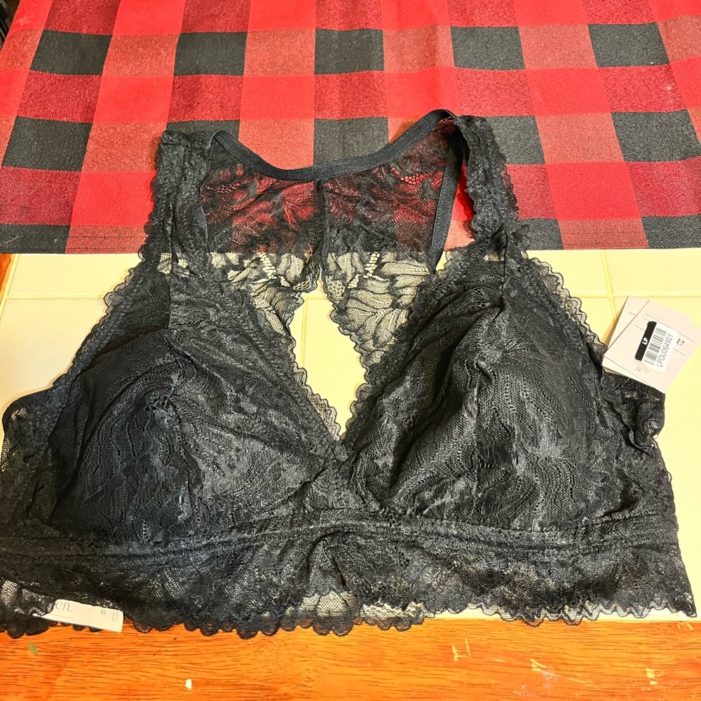 NWT Aiden bralette size XL